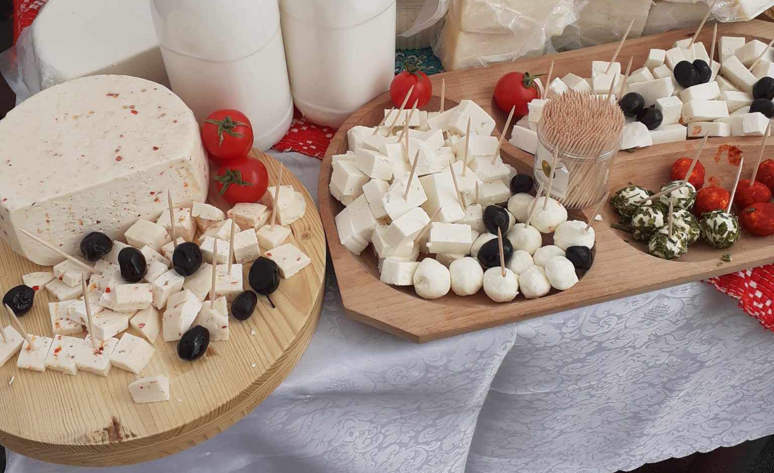 Búzàsbesenyöi Kecskefarm